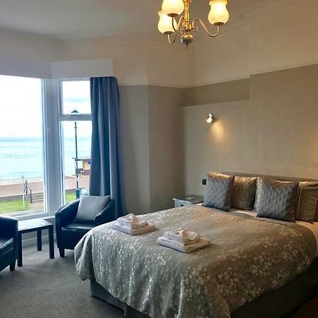 Bromwell Court Bed & Breakfast Llandudno Exterior photo