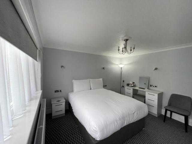 Bromwell Court Bed & Breakfast Llandudno Exterior photo