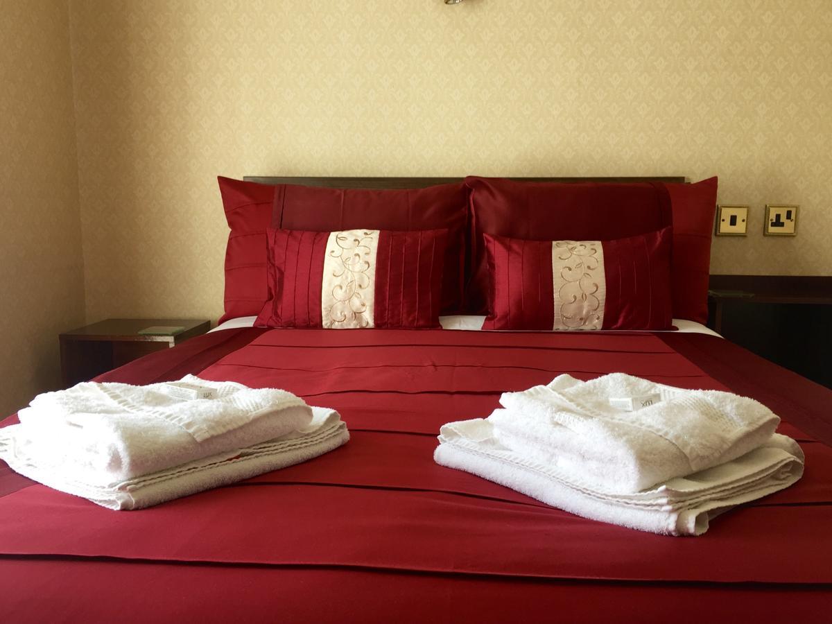 Bromwell Court Bed & Breakfast Llandudno Exterior photo