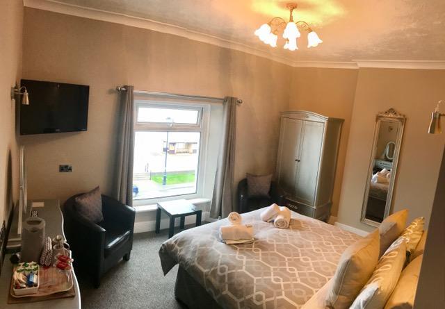 Bromwell Court Bed & Breakfast Llandudno Exterior photo